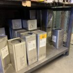 Electrodos para soldadura almacenados correctamente en un espacio protegido de la humedad